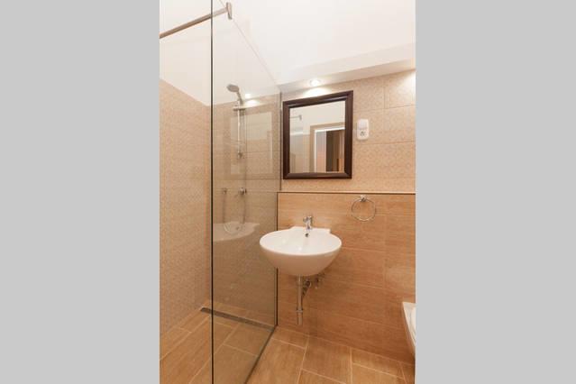Vaci Street Downtown Apartments Будапеща Стая снимка