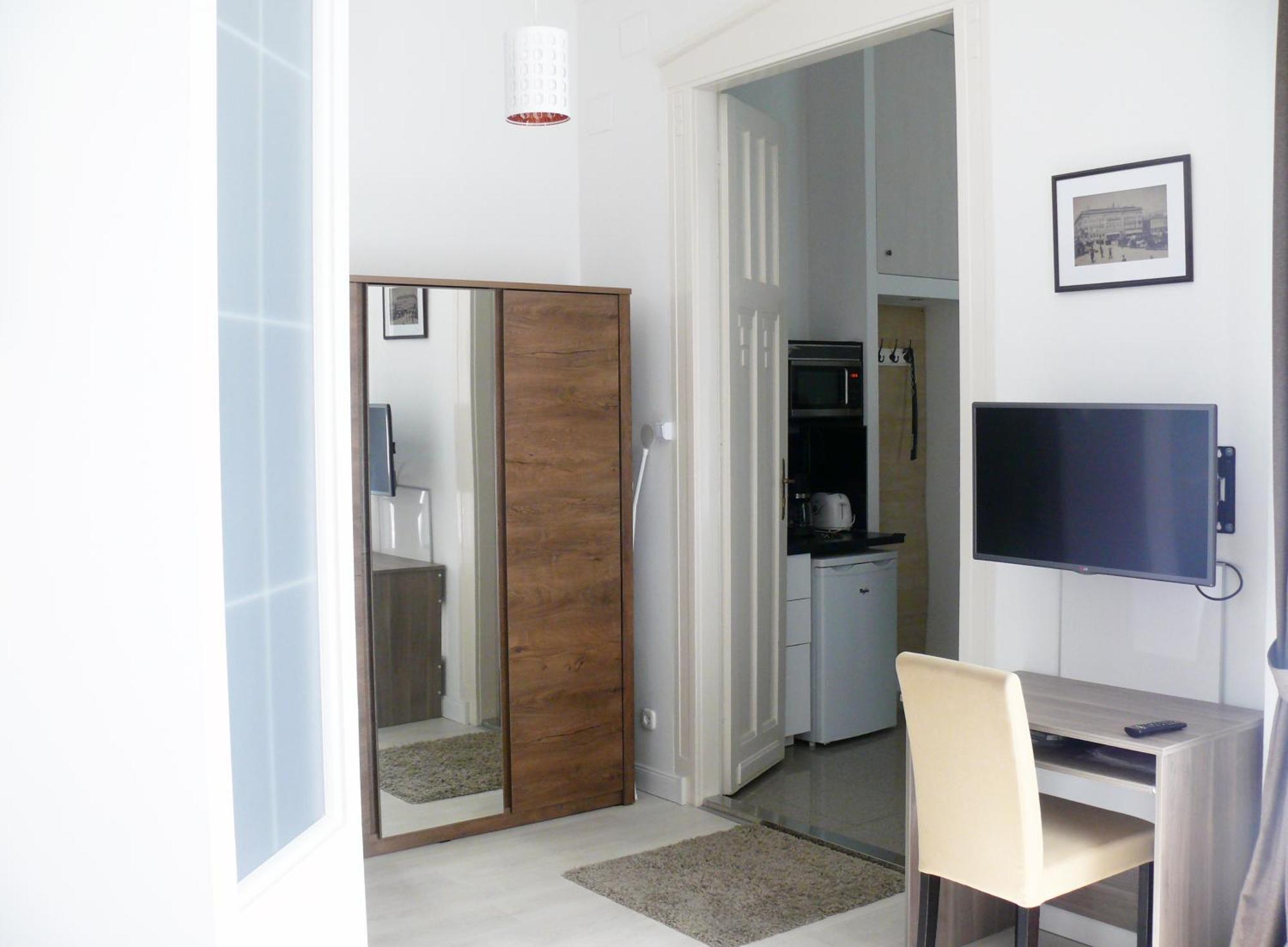 Vaci Street Downtown Apartments Будапеща Екстериор снимка