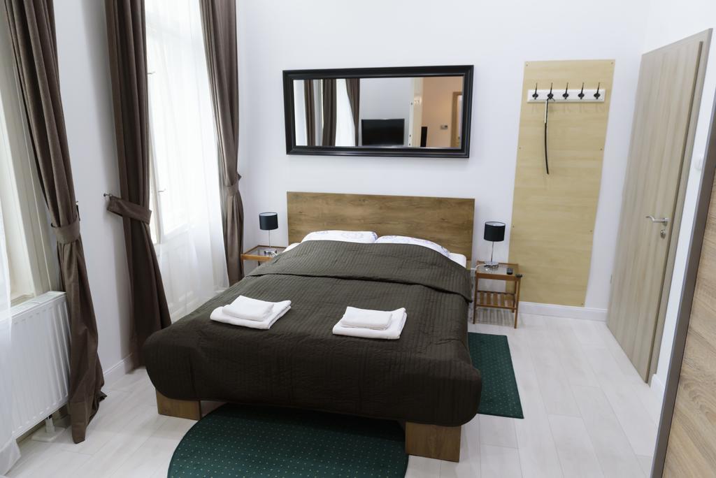 Vaci Street Downtown Apartments Будапеща Екстериор снимка