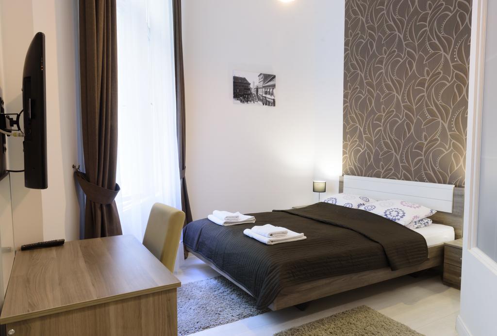 Vaci Street Downtown Apartments Будапеща Екстериор снимка