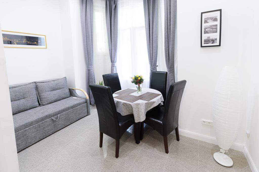 Vaci Street Downtown Apartments Будапеща Екстериор снимка